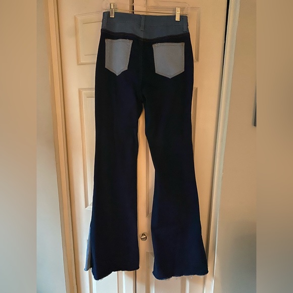 Fashion Nova - Flare Stretch Jeans - Picture 2 of 2